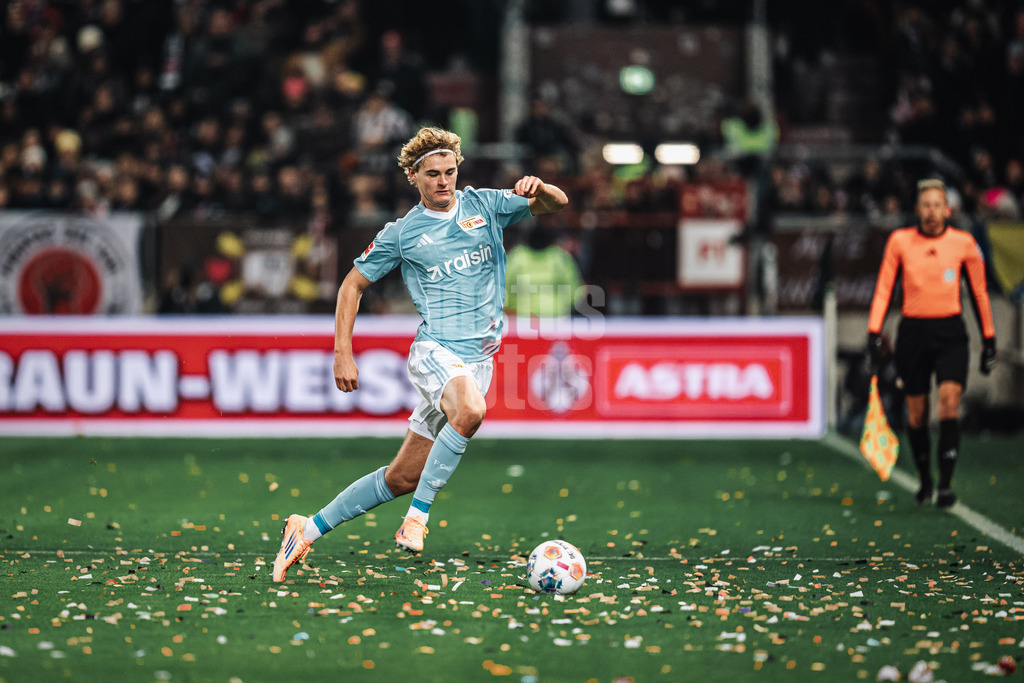 Fußball | Männer | Saison 2025/2026  | Fußball-Bundesliga | 11. Spieltag | FC St. Pauli vs. 1. FC Union Berlin | 23.11.2025 | Tom Rothe (#15, 1. FC Union Berlin)