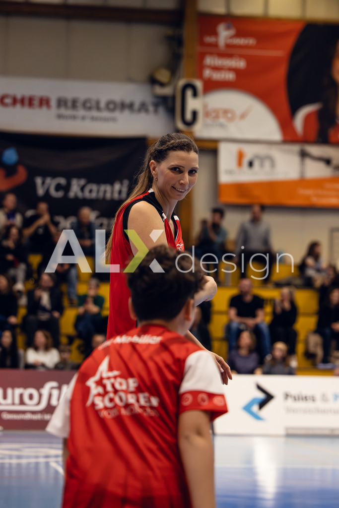Volleyball I Frauen I Saison 2025-2026 I Volleyball NLA | Women I Round 14 I VC Kanti Schaffhausen - NLZ Volleyball Academy Zürich I 16.01.2026 | VC Kanti Schaffhausen - 11 Kateřina Holásková (CZ) – Mitte - Realisiert mit Pictrs.com