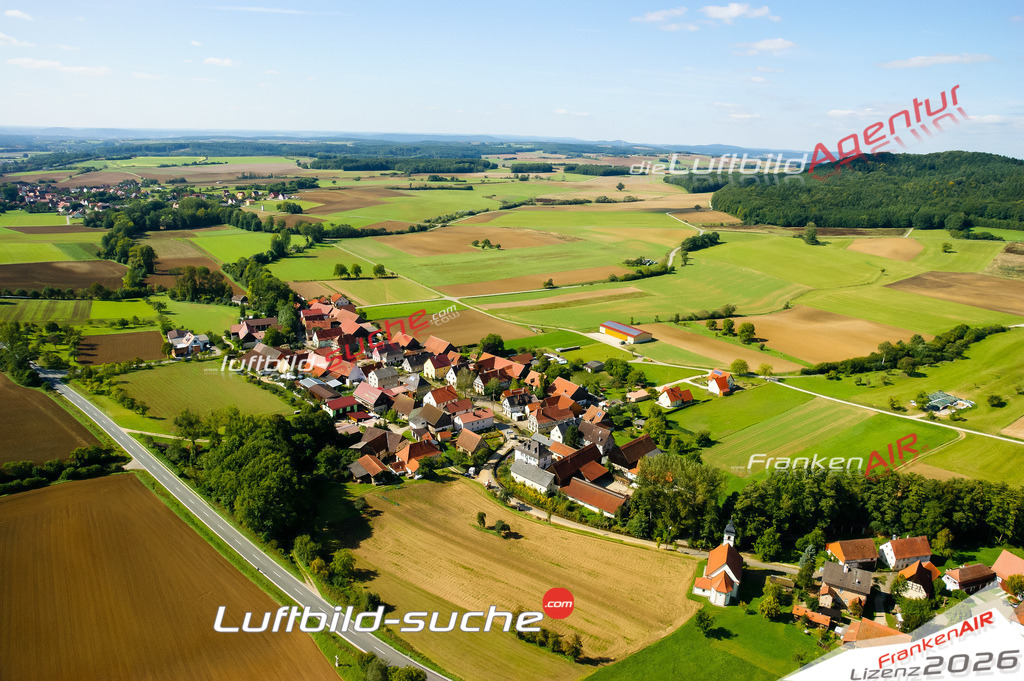 Die Luftaufnahme Ehrl - Scheßlitz wurde vom UL-Flugzeug (keine Drohne) aus fotografiert.Hohe Druck- Auflösung-die Geschenkidee!