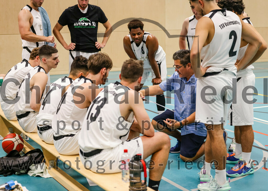 2023-10-08_047_TSV_Vaterstetten_gegen_ESV_Staffelsee | Vaterstetten, Deutschland, 08.10.2023:
Basketball, Bayernliga Herren Süd 2023 / 2024, 3. Spieltag, TSV Vaterstetten gegen ESV Staffelsee, Endergebnis: 62:90

Foto: Christian Riedel / fotografie-riedel.net