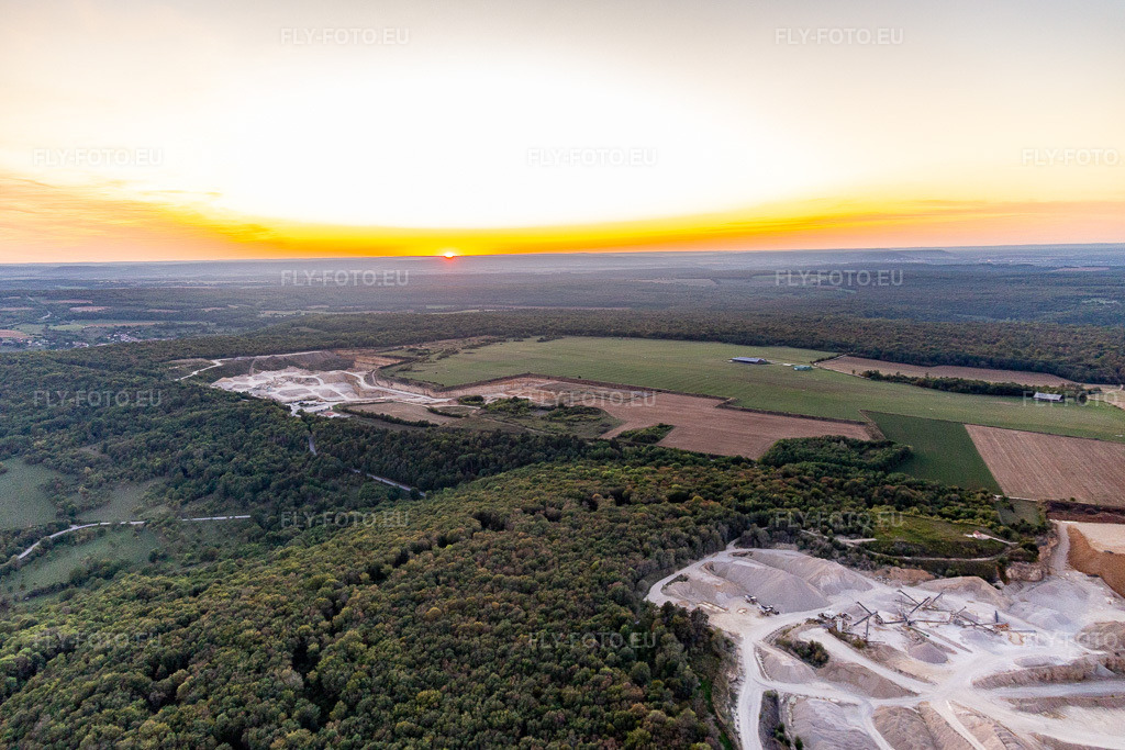 Vue aérienne: Aéroport Pont-Saint-Vincent à Pont-Saint-Vincent dans le département Meurthe et Moselle, France. Photo: IMG_117978.jpg prise le 14/09/2019 par Werner Riehm/FLY-FOTO.eu – Résolution de l'original: 5254 x 3503 px
