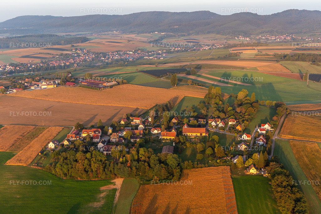Aerial view: Geisberg in the district Altenstadt in Wissembourg in the state Bas-Rhin, France.Photo: IMG_139146.jpg taken on 10/01/2023 by Werner Riehm/FLY-FOTO.comResolution of the original: 5420 x 3613 px