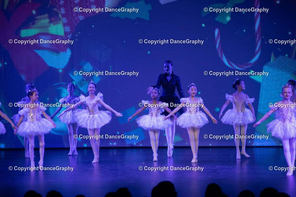 GPHY2465 | DanceGraphy - Realisiert mit Pictrs.com