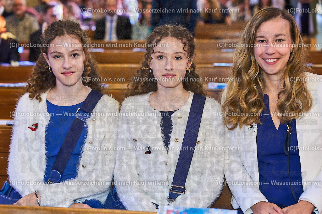 ALP0501_PfarrFirmung Wieselburg_Firmling-PateIn | (C)FotoLois.com, Alois Spandl, Firmung in der Pfarrkirche Wieselburg mit Generalvikar Dr. Christoph Weiss, Dechant Pfarrer Daniel Kostrzycki und Monignore Franz Dammerer, Sa 15. Juni 2024.