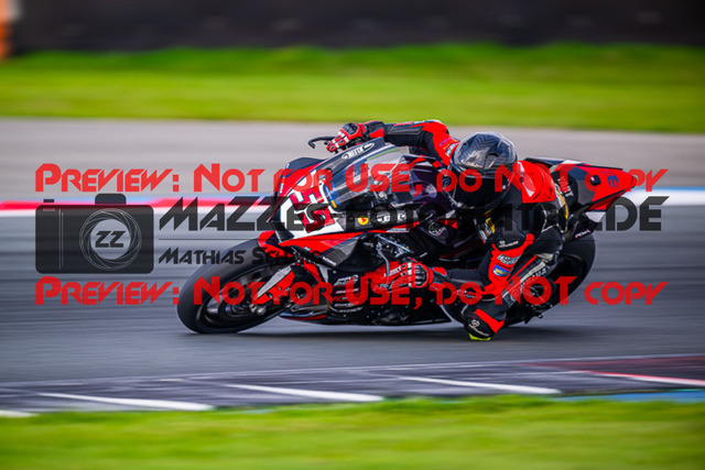 MaZZes_Fotomatrix_20230818_6007705_6887 | PRO SUPERSTOCK