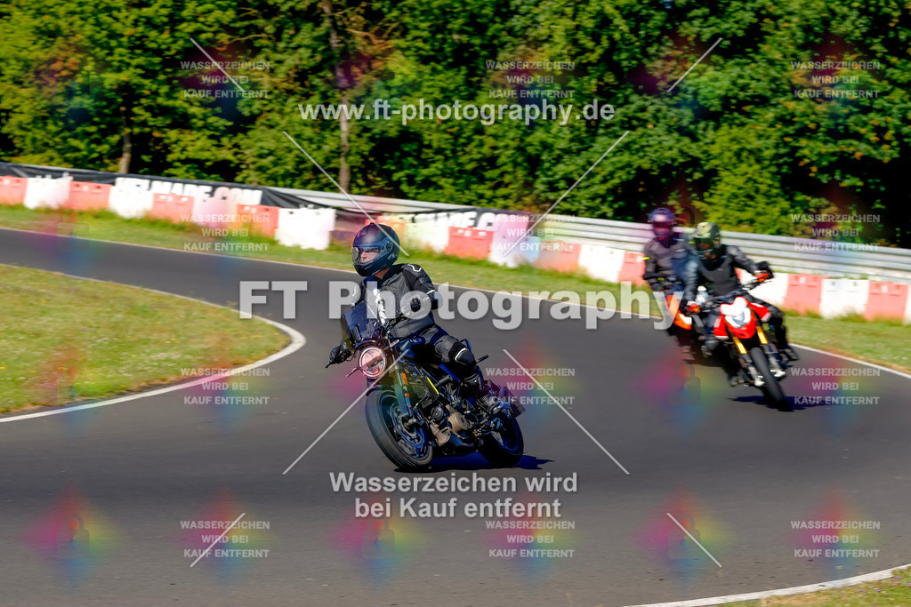 _MOT5333 | Hier findet Ihr Bilder von Touristenfahrten auf der Nürburgring Nordschleife oder von anderen Veranstaltungen die ich besucht habe. Viel Spass beim Durch Schauen 