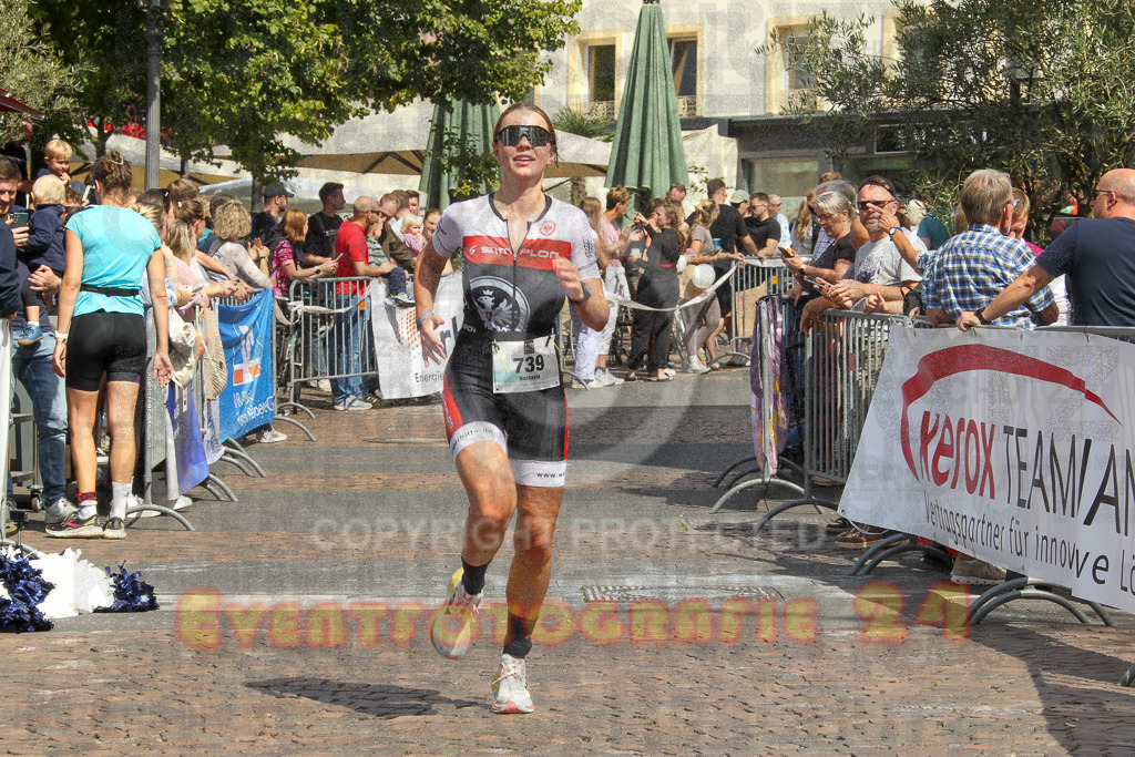 250824_1455_EV4_2381 | Sportfotografie im Rhein-Sieg Kreis, Köln, Bonn, NRW, Rheinland Pfalz, Hessen, etc. Unser Tätigkeitsfeld umfasst den Laufsport vom Volkslauf über den Marathon, Duathlon, Triathon bis zum Ultralauf wie Kölnpfad Ultra oder Schindertrail.