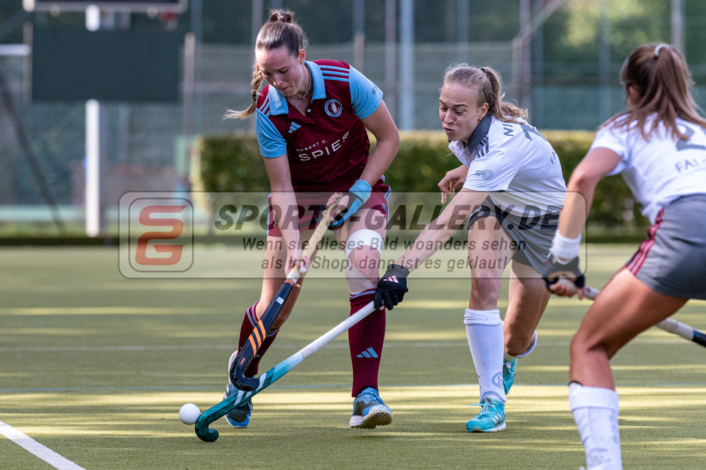 SM_20240915-D85_2778 | 1.Bundesliga Feldhockey (W) UHC - MSC / 3:0 n.P. (0:0,0:0)