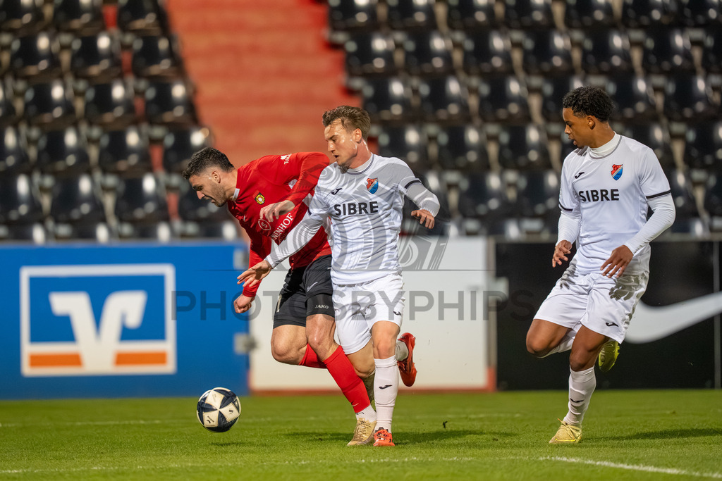 SG Sonnenhof Grossaspach vs. TSV Steinbach Haiger, Fussball, Regionalliga Suedwest, 25. Spieltag, 20.03.2026 | Michael Kleinschrodt (SG Sonnenhof Großaspach, #11),SG Sonnenhof Grossaspach vs. TSV Steinbach Haiger, Fussball, Regionalliga Suedwest, 25. Spieltag, 20.03.2026Foto: photosbyphips/Philip Ziegler