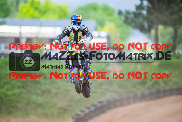 MaZZes_FotoMatrix_220528_7348 | Fotograf Mathias Schmid
Sportfotograf,
Eventfotograf,
Hochzeitsfotograf,
Portraitfotograf