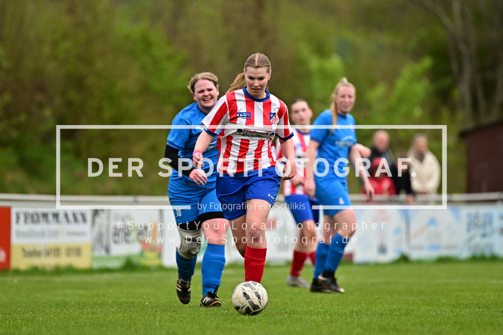 Fußball I Frauen I Saison 2025-2026 I Kreisliga I 13. Spieltag I FC Rosengarten - SV Ahlerstedt-Ottendorf IV I 168650 | Der Sportfotograf. - Realisiert mit Pictrs.com