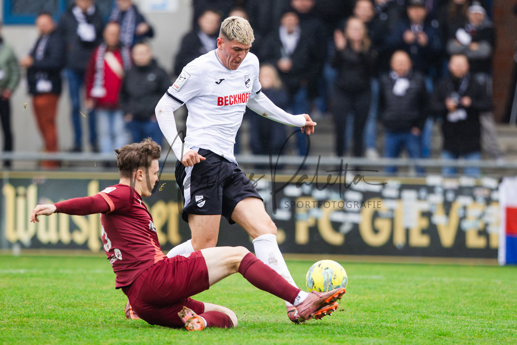 Westfalenpokal, Viertelfinale, Saison 2025/2026: 1. FC Gievenbeck - SC Verl | Westfalenpokal, Viertelfinale, Saison 2025/2026, 1. FC Gievenbeck empfängt SC Verl im Sportpark Gievenbeck in Münster. Foto: sportfotografie.ms | Markus Paletta - Realisiert mit Pictrs.com