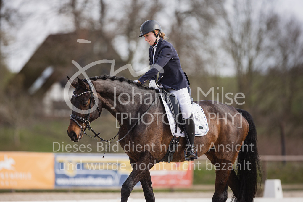 230410_Frühlingsfest_Dressurreiter-L-667 | Deine schönsten Turniermomente als professionelle Fotos! Entdecke hochwertige Pferdesport-Fotografie im Online-Shop. Jetzt Fotos finden & bestellen!