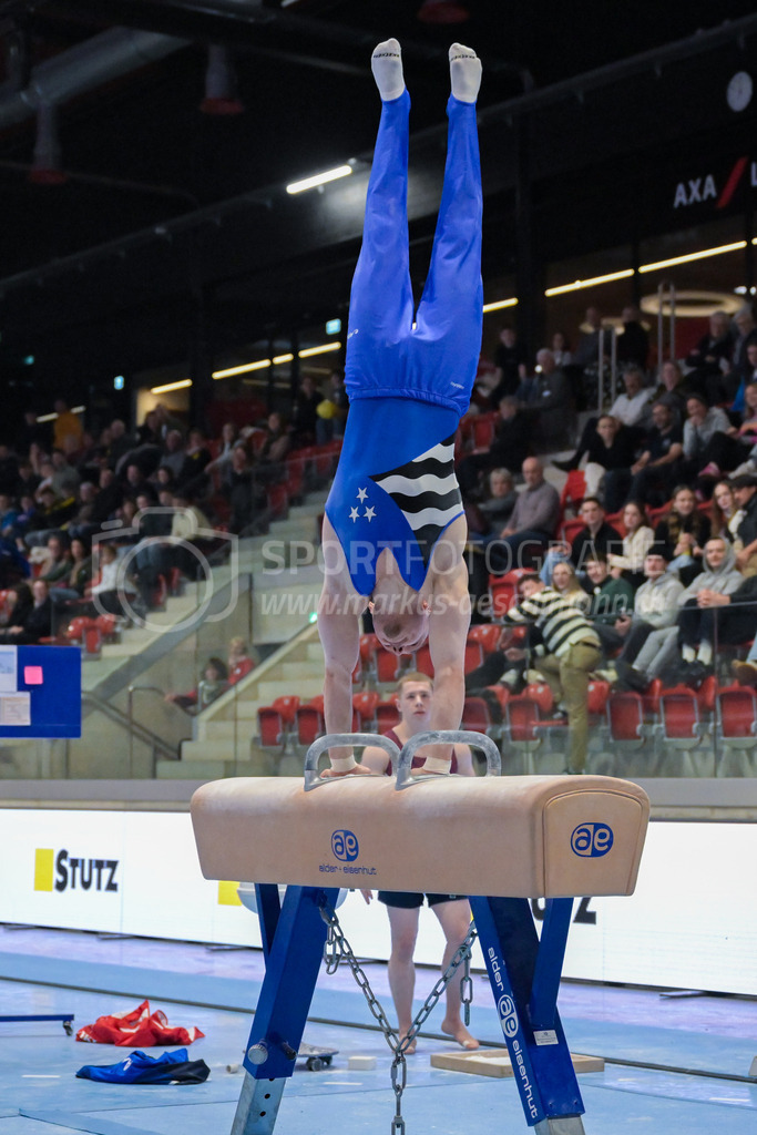 Schweizer Meisterschaften Kunstturnen Mannschaften Männer (A) - 22. November 2025 | Schweizer Meisterschaften Kunstturnen Mannschaften Männer (A)AXA Arena, WinterthurBild: Sportfotografie Markus Aeschimann | www.markus-aeschimann.ch - Realisiert mit Pictrs.com