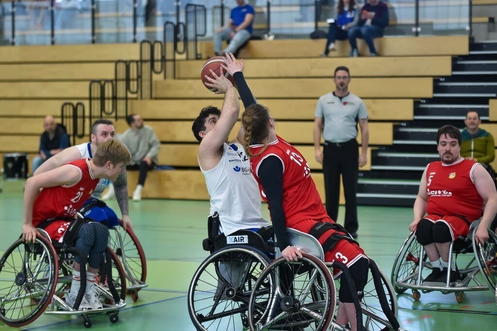2024-03-17-0663 | #, RSKV Tübingen vs. BG Baskets Hamburg, Rollstuhlbasketball 2. Bundesliga, Saison 2023/24, 17.03.2024
Foto: Ralph Kunze - Realisiert mit Pictrs.com