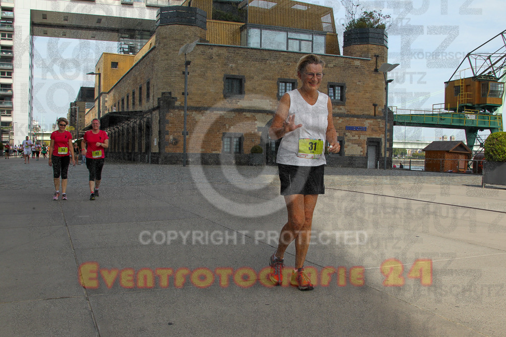 250920_1340_EV4_6421 | Sportfotografie im Rhein-Sieg Kreis, Köln, Bonn, NRW, Rheinland Pfalz, Hessen, etc. Unser Tätigkeitsfeld umfasst den Laufsport vom Volkslauf über den Marathon, Duathlon, Triathon bis zum Ultralauf wie Kölnpfad Ultra oder Schindertrail.