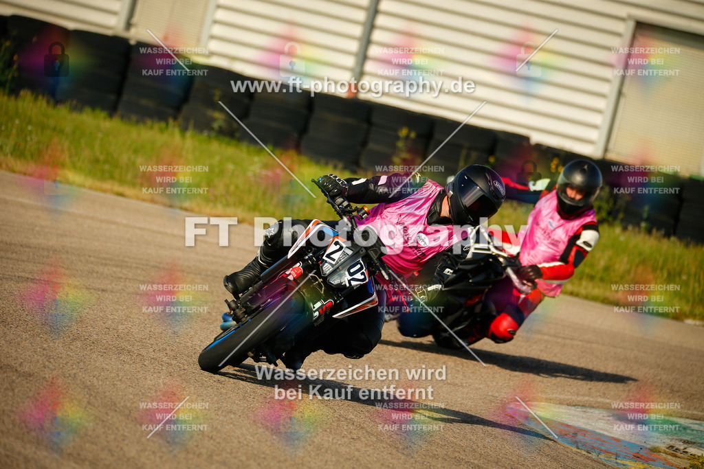 _MOT5517 | Hier findet Ihr Bilder von Touristenfahrten auf der Nürburgring Nordschleife oder von anderen Veranstaltungen die ich besucht habe. Viel Spass beim Durch Schauen 