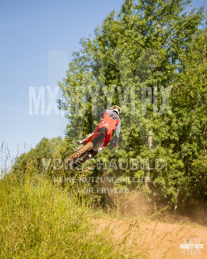 866A0694 | mxndyyvipix