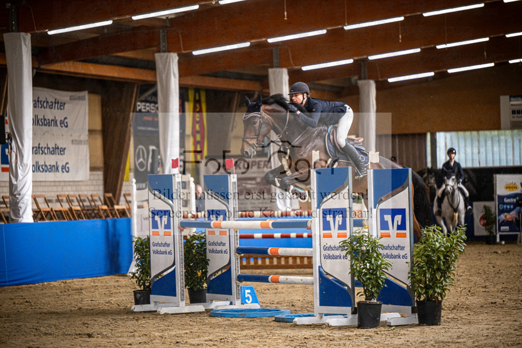 DOS_0467 | Entdecke hochwertige Reitturnierfotos von Foto Oger. Professionell, emotional und authentisch – jetzt Lieblingsmomente im Shop bestellen.Deutschlandweite Turnierfotografie. - Realisiert mit Pictrs.com