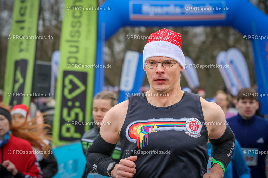 6. Bonner Nikolauslauf; Bonn, 14.12.2025 | Impressionen vom 6. Bonner Nikolauslauf am 14.12.2025 in Bonn (Nordrhein-Westfalen). 