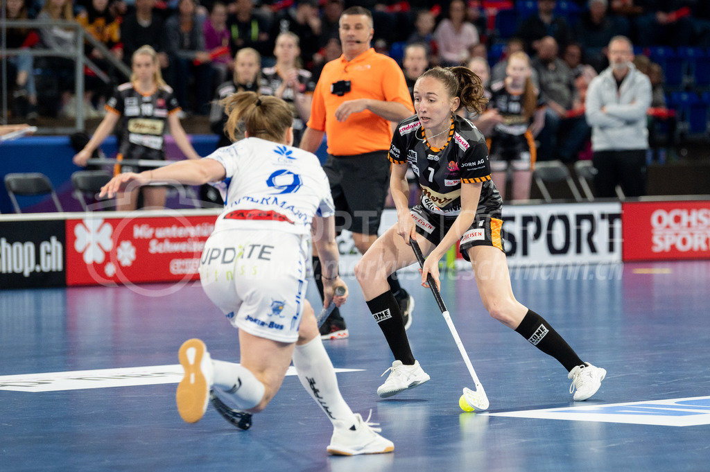 Piranha Chur vs Kloten-Dietlikon Jets - 23. April 2022 | Piranha Chur vs Kloten-Dietlikon Jets
Stimo Arena, Kloten
#7 Laila Ediz (Piranha Chur)
Bild: Sportfotografie Markus Aeschimann | www.markus-aeschimann.ch - Realisiert mit Pictrs.com