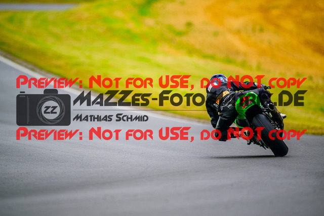 MaZZes_FotoMatrix_240727_6007705_9011 | STK