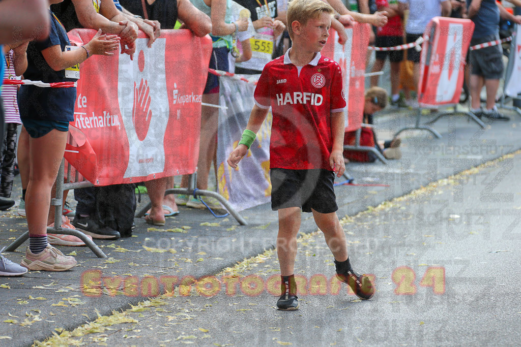 220625_1719_EX1_6610 | Sportfotografie im Rhein-Sieg Kreis, Köln, Bonn, NRW, Rheinland Pfalz, Hessen, etc. Unser Tätigkeitsfeld umfasst den Laufsport vom Volkslauf über den Marathon, Duathlon, Triathon bis zum Ultralauf wie Kölnpfad Ultra oder Schindertrail.