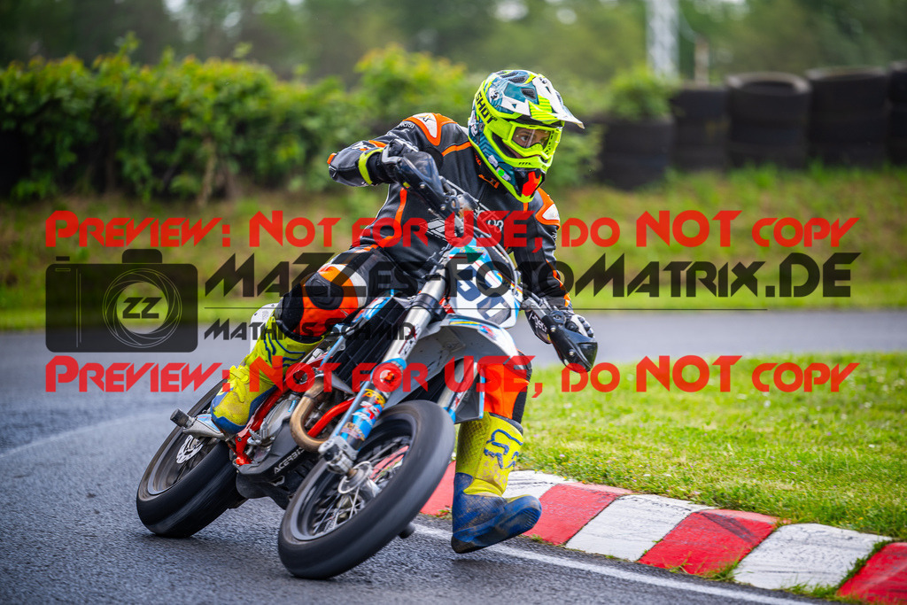 MaZZes_FotoMatrix_240510_6021986_2018 | S3