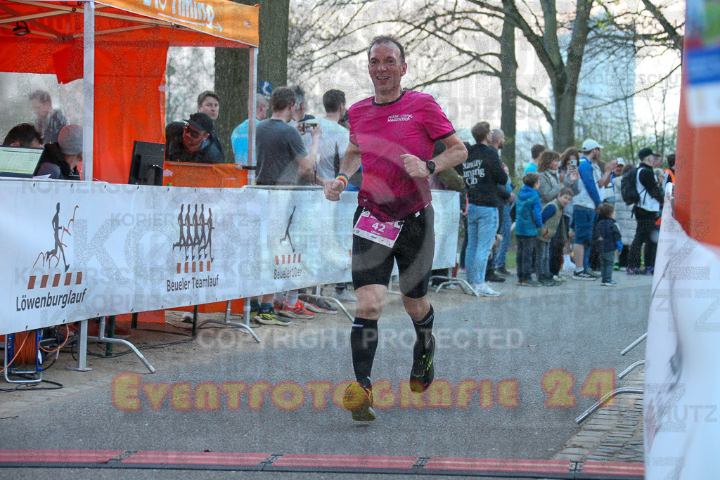 250328_1838_EX1_8294 | Sportfotografie im Rhein-Sieg Kreis, Köln, Bonn, NRW, Rheinland Pfalz, Hessen, etc. Unser Tätigkeitsfeld umfasst den Laufsport vom Volkslauf über den Marathon, Duathlon, Triathon bis zum Ultralauf wie Kölnpfad Ultra oder Schindertrail.