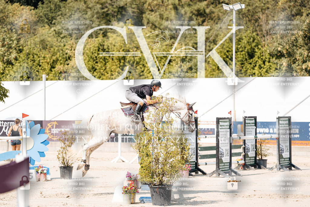 CK901426 | Turnierfotografie Pferdefotografie Trier Rheinland-Pfalz Pferdesport Reitsport Tierfotografie Sportfotografie Pferdevideo Pferdevideografie Equestrianvideography equestrianphotography  - Realisiert mit Pictrs.com
