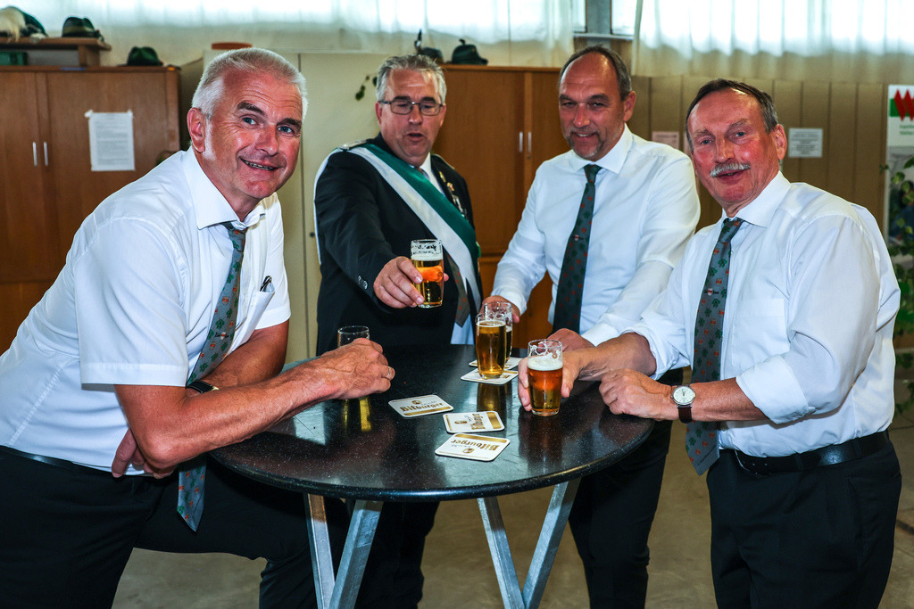 top-top.de 240629-060 | Foto, Video, Fotografie, Videografie, Fotobox, DJ, Discjockey, Musik, Musikbox, Veranstaltung, Photobooth, Amazon, Ebay, Buchtipp, Bestseller, Autor, Verlag, Buch, Wesel, Hamminkeln, NRW, Dinslaken, Rees, Drohne, Hochzeit, Party, Fotobox, Wesel, Fotograf