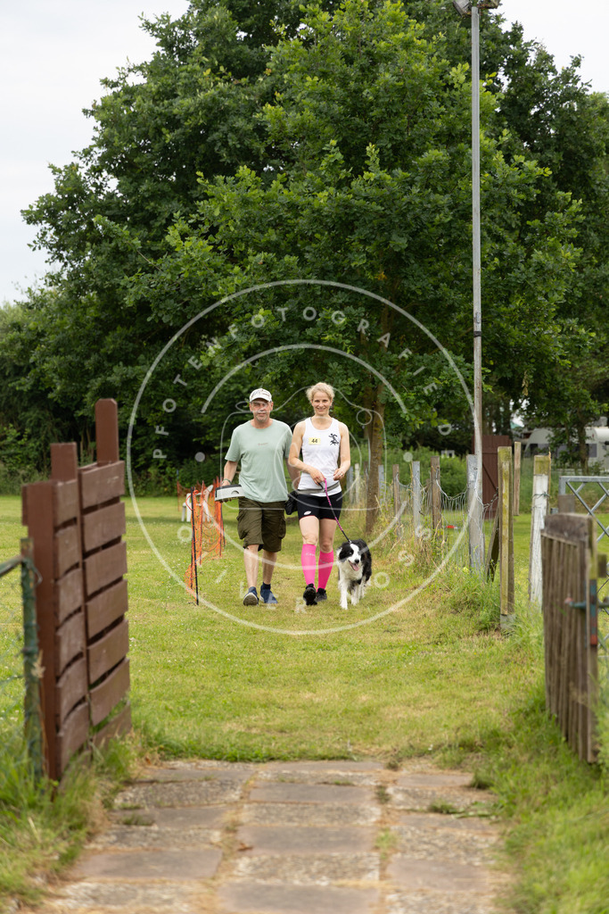 Pfotenfotografie_0L8A4156 | Hundefotografie, Tierfotograf, Pfotenfotografie, Fotoshooting Hund, Hunde Portrait, Hundesport, Hundeportraits, Heideshooting, Hunde, Sportfotograf, Hundefotograf, Turnierhundsport, THS,  - Realisiert mit Pictrs.com