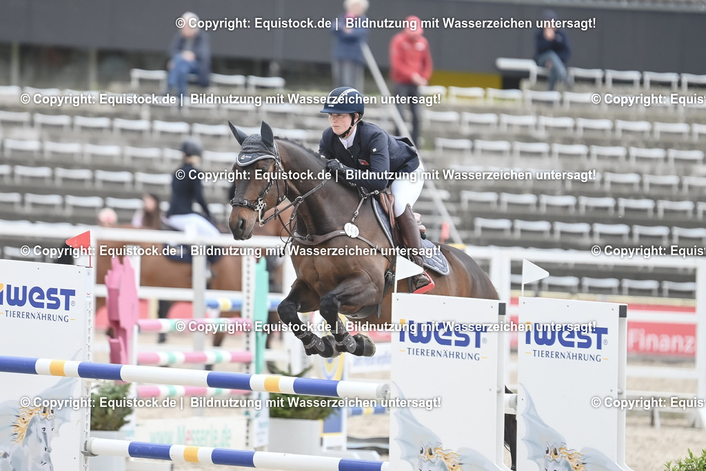 20230514_CCI4_Springen_0249 | equistock