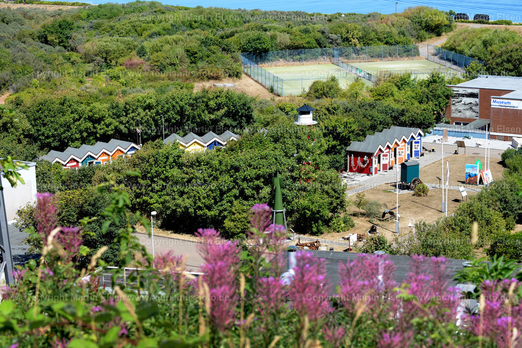 Helgoland Museum_ELS_3542030818 | Helgoland - Aufnahmedatum: 03.08.2018, Aufnahmehöhe:  m, Koordinaten:  - , Bildgröße: 7731 x  5154 Pixel - Copyright 2018 by Martin Elsen, Kontakt: Tel.: +49 157 74581206, E-Mail: info@schoenes-foto.deSchlagwörter:Schleswig-Holstein,Landkreis Pinneberg,Düne,Hochseeinsel,Börteboote,Meer,Küste,Halunder,Oberland,Unterland,Strand,Seehunde,Robben,Lange Anna,Felsen,Roter Felsen,Luftbild,Luftbilder,Bastölpel - Realisiert mit Pictrs.com