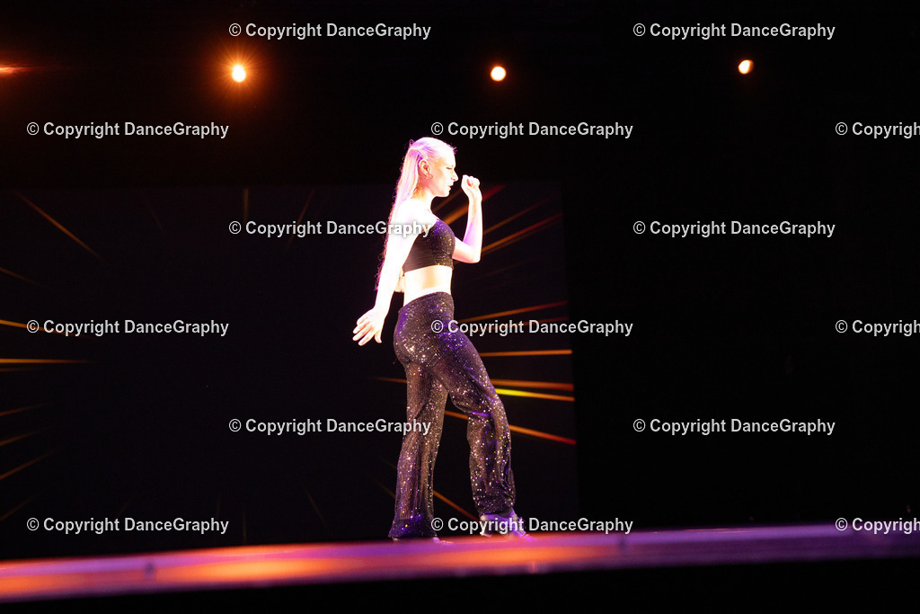 GPHY4133 | DanceGraphy - Realisiert mit Pictrs.com