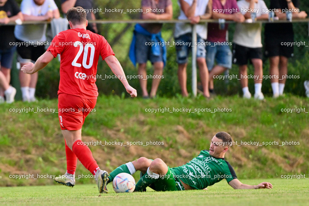 FC Lendorf vs. SC St.Veit | #20 Fabian Christian Gangl St.Veit, #10 Thomas Zraunig FC Lendorf, FC Lendorf vs. SC St.Veit, FC Lendorf vs. SC St.Veit am 17.08.2024 in Lendorf (Thomas Morgenstern-Arena), Austria, (Photo by Bernd Stefan)