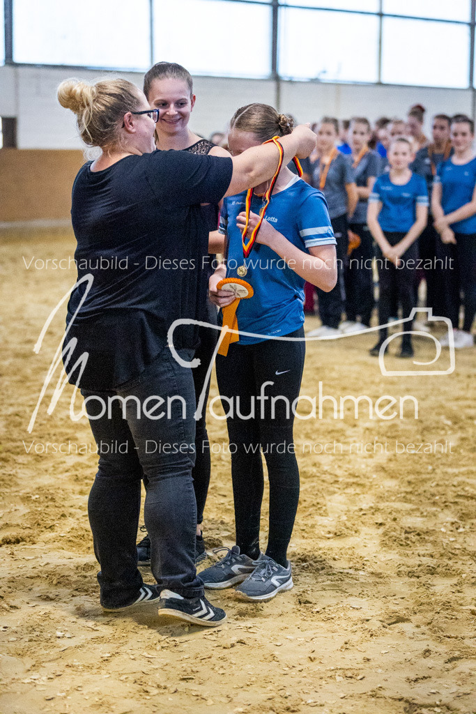 Platzierung5+6+7+NS-005 | MomenTaufnahmen Pferdesportfotos