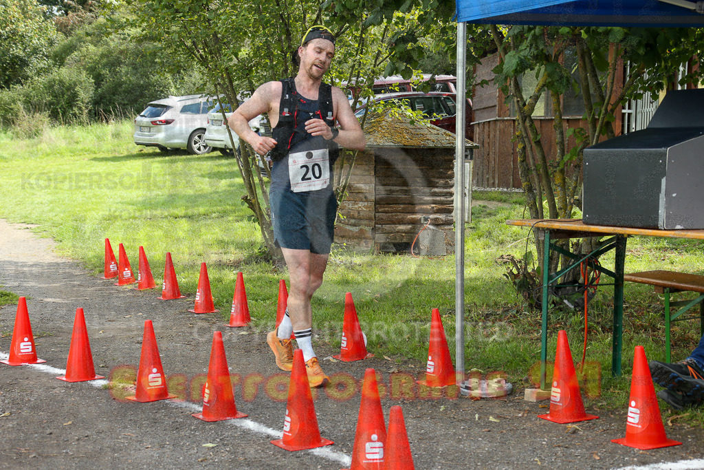 230826_1524_EX1_1394 | Sportfotografie im Rhein-Sieg Kreis, Köln, Bonn, NRW, Rheinland Pfalz, Hessen, etc. Unser Tätigkeitsfeld umfasst den Laufsport vom Volkslauf über den Marathon, Duathlon, Triathon bis zum Ultralauf wie Kölnpfad Ultra oder Schindertrail.