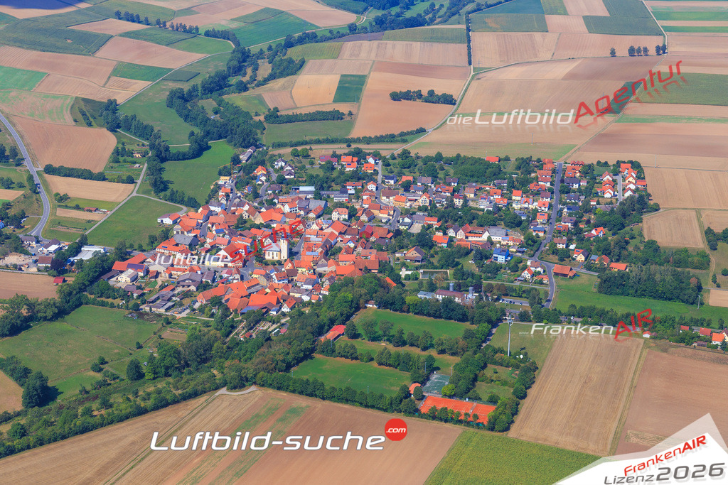Luftbild von Lendershausen Hofheim-in-unterfranken - Luftaufnahme wurde 2015 von https://frankenair.de mittels Flugzeug (keine Drohne) erstellt - die Geschenkidee