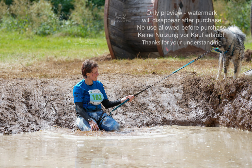 Schlamm_mit_Hund (297 von 460) | stephaniefillaphotographie - Realisiert mit Pictrs.com