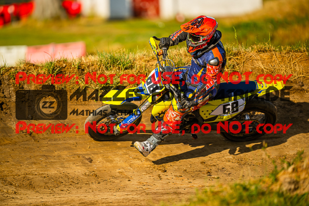 MaZZes_FotoMatrix_230701_5614 | S4