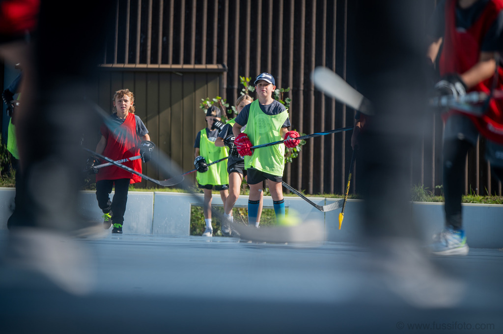 2025-09JP Hockey-Camp-Widnau-375 | "Fussifoto.com – Ihr Ansprechpartner für hochwertige Fotografie! Entdecken Sie kreative Bilder und professionelle Dienstleistungen. Kontaktieren Sie uns für Ihre Projekte!"