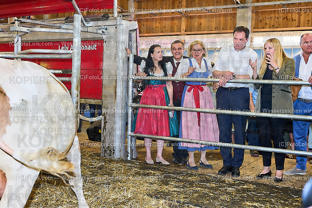 ALP9383_MESSE_LAND-FORST-JAGD_Messerundgang | (C)FotoLois.com, Alois Spandl, WIESELBURGER MESSE LAND-FORST-JAGD, Eröffnung mit Messerundgang mit BM Norbert Totschnig, LH Johanna Mickl-Leitner, LH-Stv. Stephan Pernkopf, LLK Johannes Schmuckenschlager, GF Marion Heim, Hannes Heindl, Bgm. Josef Leitner, Bgm. Franz Rafetseder, ..., Do 6. Juni 2024.