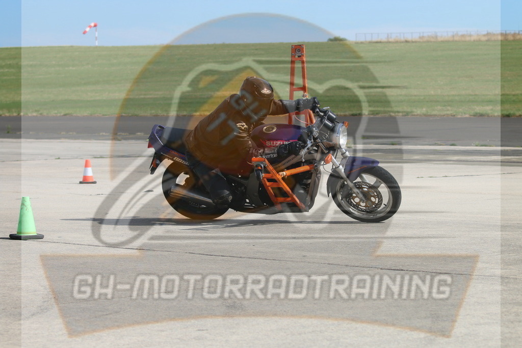 IMG_3806 | gh-motorradtraining-foto.de - Realisiert mit Pictrs.com