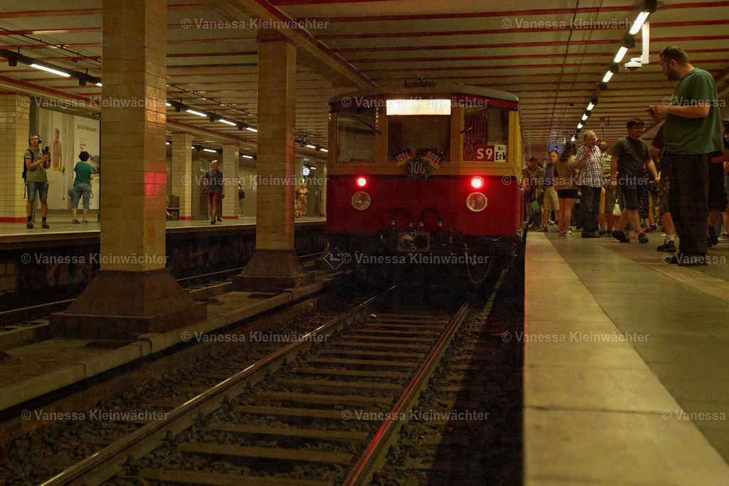 240811_100Jahre_Sbahn_Nordbahnhof_24 | Vanessa Kleinwächter - Realisiert mit Pictrs.com