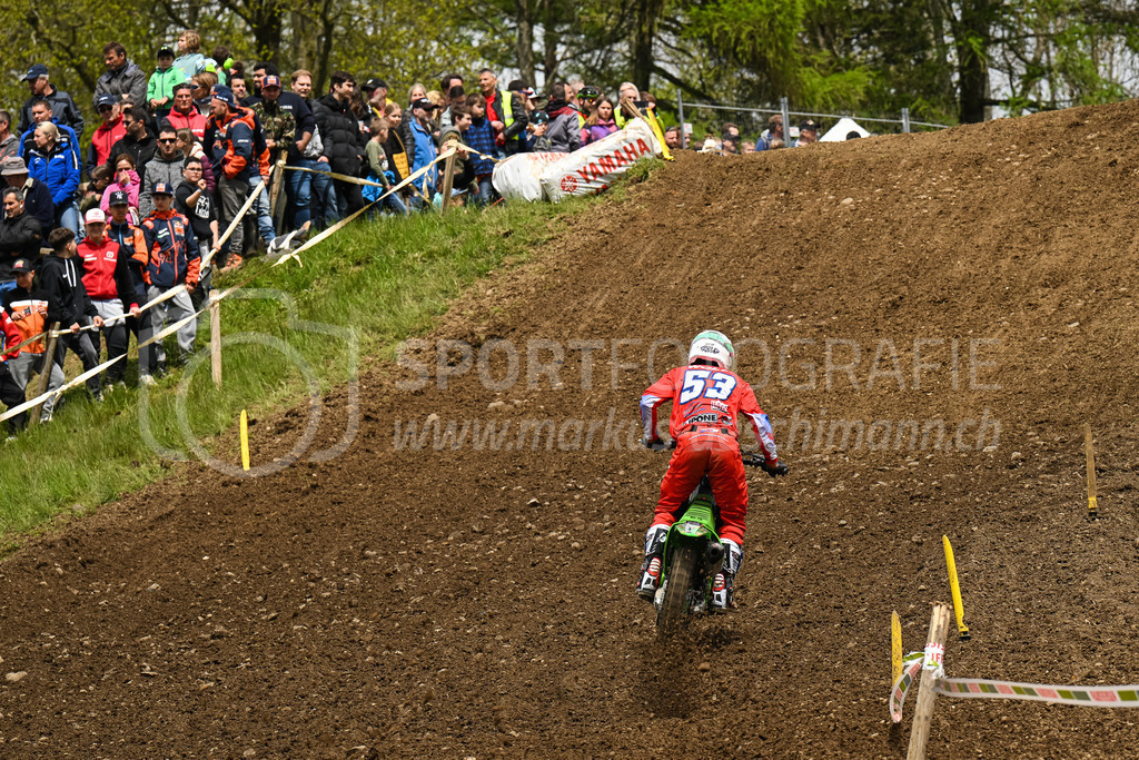 Motocross Schlatt bei Winterthur - 30. April 2023 | #53 Wolf Flavio aus Neudorf (CH) auf Kawasaki in der Kategorie ProRace Serie am Motocross Schlatt bei Winterthur, 30. April 2023. 
Instagram: @mx_schlatt | @mc_wila | @sam_schweiz
Bild: Sportfotografie Markus Aeschimann | www.markus-aeschimann.ch - Realisiert mit Pictrs.com