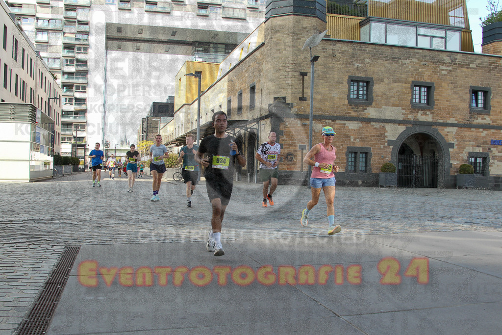 250920_1456_EV4_7634 | Sportfotografie im Rhein-Sieg Kreis, Köln, Bonn, NRW, Rheinland Pfalz, Hessen, etc. Unser Tätigkeitsfeld umfasst den Laufsport vom Volkslauf über den Marathon, Duathlon, Triathon bis zum Ultralauf wie Kölnpfad Ultra oder Schindertrail.