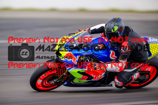 MaZZes_Fotomatrix_20250421_6021986_6787 | WEISS