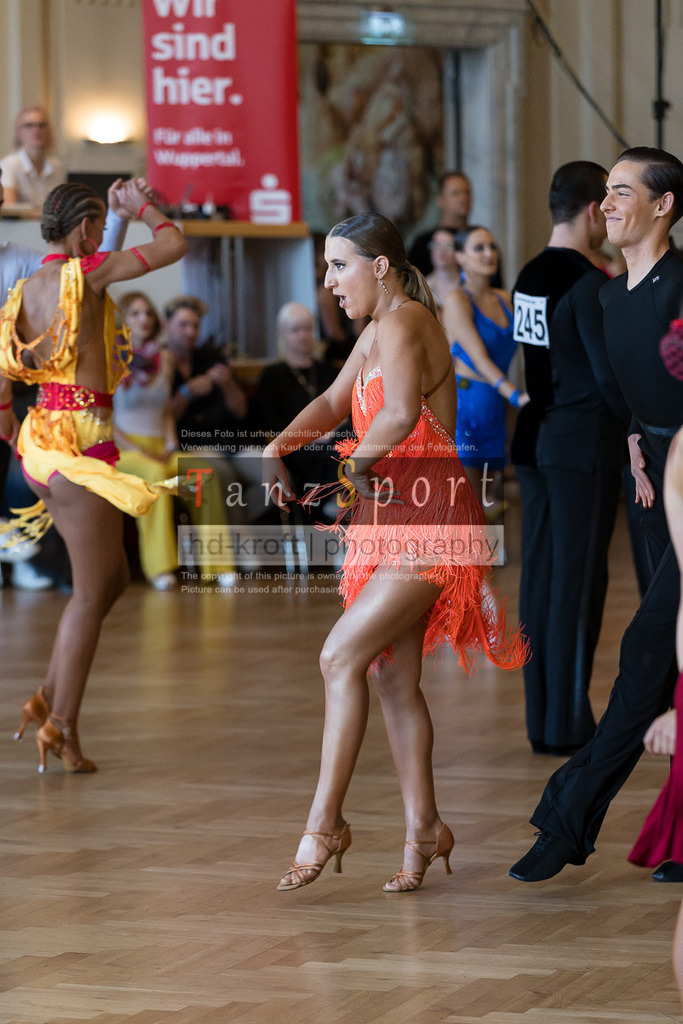 IMG_2968 | Tanzsportbilder, Standardtanz, Lateintanz, WDSF, DTV, LTVB, dancecomp, goc, hessen tanzt, blaues band der spree, walzer, tango, wiener walzer, slowfox, quickstepp, samba, rumba, cha-cha-cha, paso doble. jive, hd-kroft photography, turniertanzsport