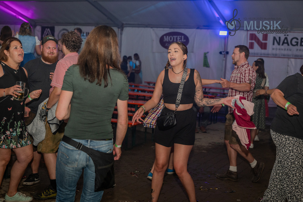 DSC_5233 | "Fussifoto.com – Ihr Ansprechpartner für hochwertige Fotografie! Entdecken Sie kreative Bilder und professionelle Dienstleistungen. Kontaktieren Sie uns für Ihre Projekte!"